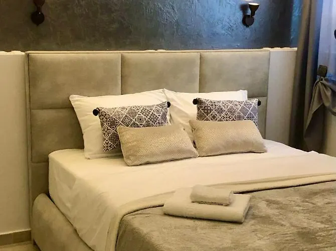 Helen Luxury Happy House