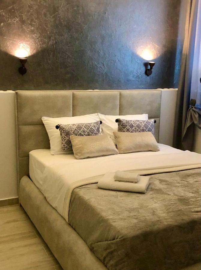 Helen Luxury Happy House Apartment *