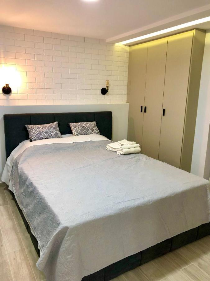 Helen Luxury Happy House * Athens