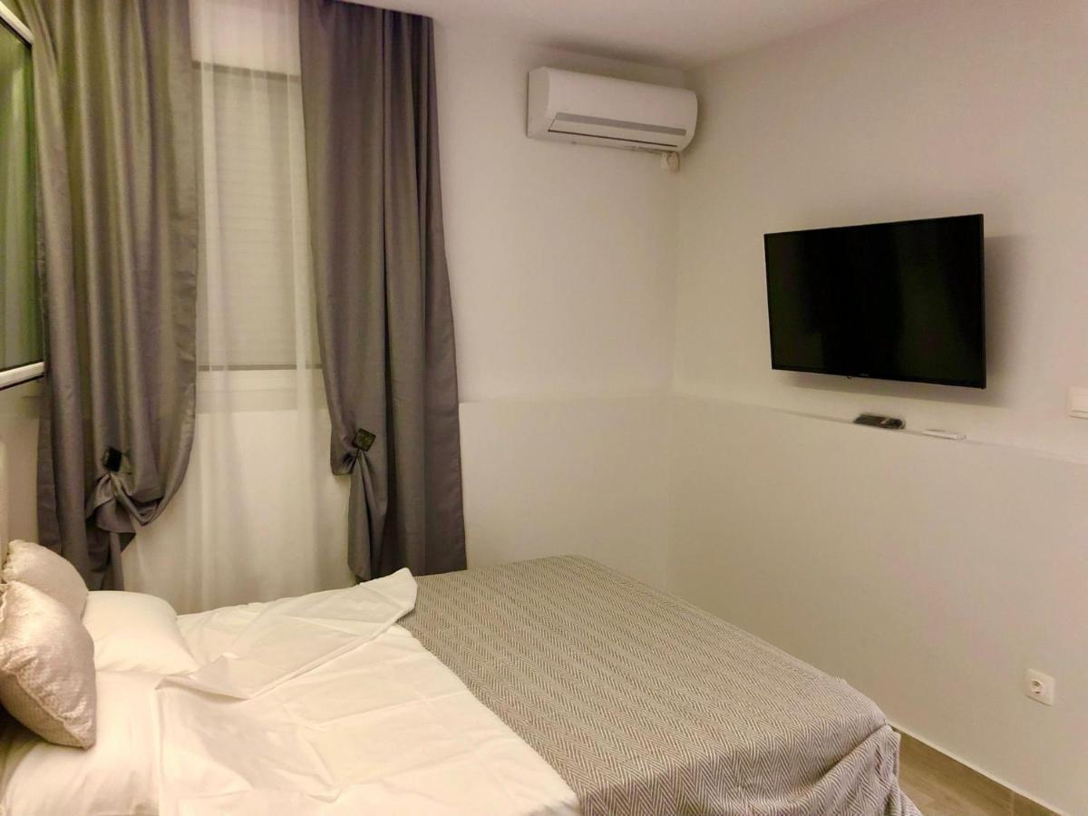 Helen Luxury Happy House Athens