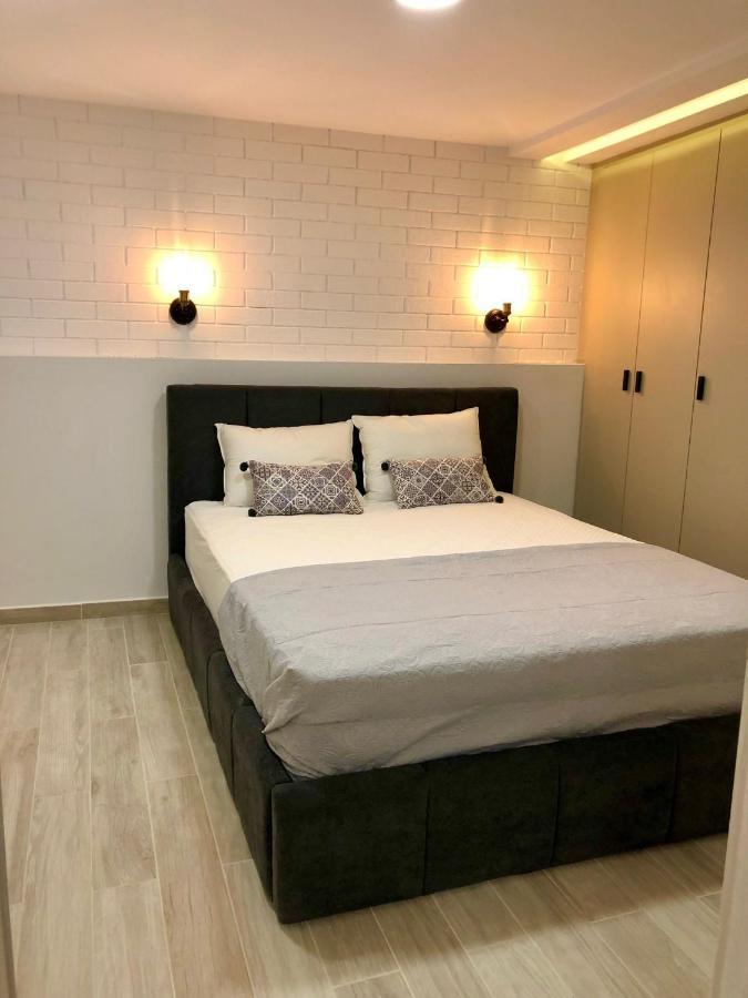Apartment Helen Luxury Happy House